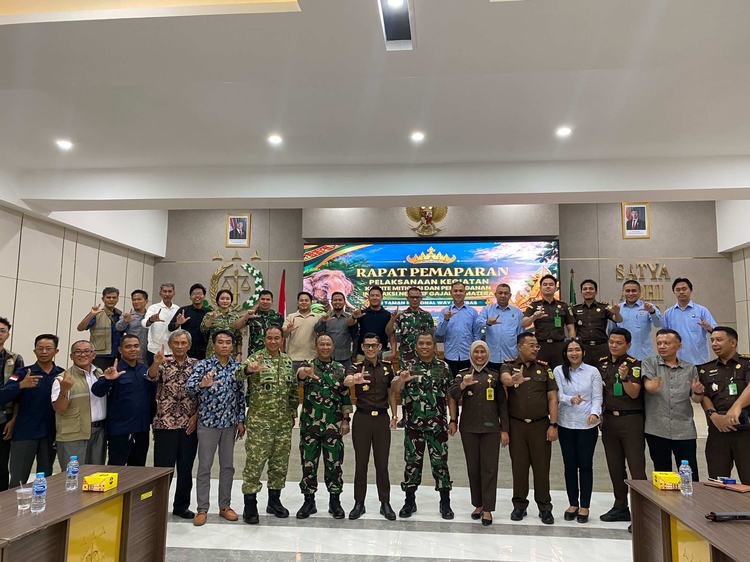 Kejati Lampung Kawal Proyek Mitigasi Konflik Gajah di Way Kambas