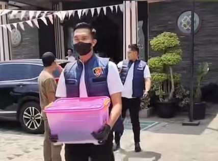 Bawa Boks Merah Muda dari Rumah Sekda Welly, Polda Lampung Didesak Bidik Tersangka Baru Kasus Honorer Fiktif