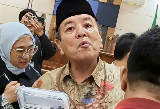 Hakim Tolak Perlawanan Eksepsi, Mantan Gubernur Lampung Arinal Djunaidi ‘Ngedumel’ Saat Diborgol