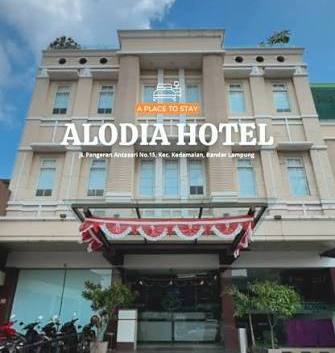 Pesan Michat Pria Mengaku Diperas dan Diancam Pisau di Kamar 301 Hotel Allodia Antasari