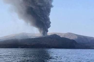 Aktivitas Melandai, Gunung Anak Krakatau Masih Diguncang 9 Gempa Vulkanik