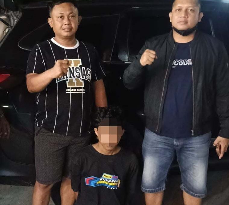 Tergiur Pria Ngaku Aparat di Facebook, Janda Cantik Asal Sragi Lamsel Diperas Rp289,9 Juta Modus Ancam Video Call Sex