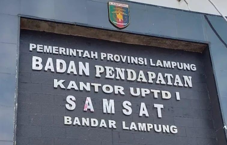DUGAAN AROMA ‘SETORAN’ DI SAMSAT RAJABASA: Cekcok Oknum Koordinator Pasca-Apel Ganggu Pelayanan Pajak