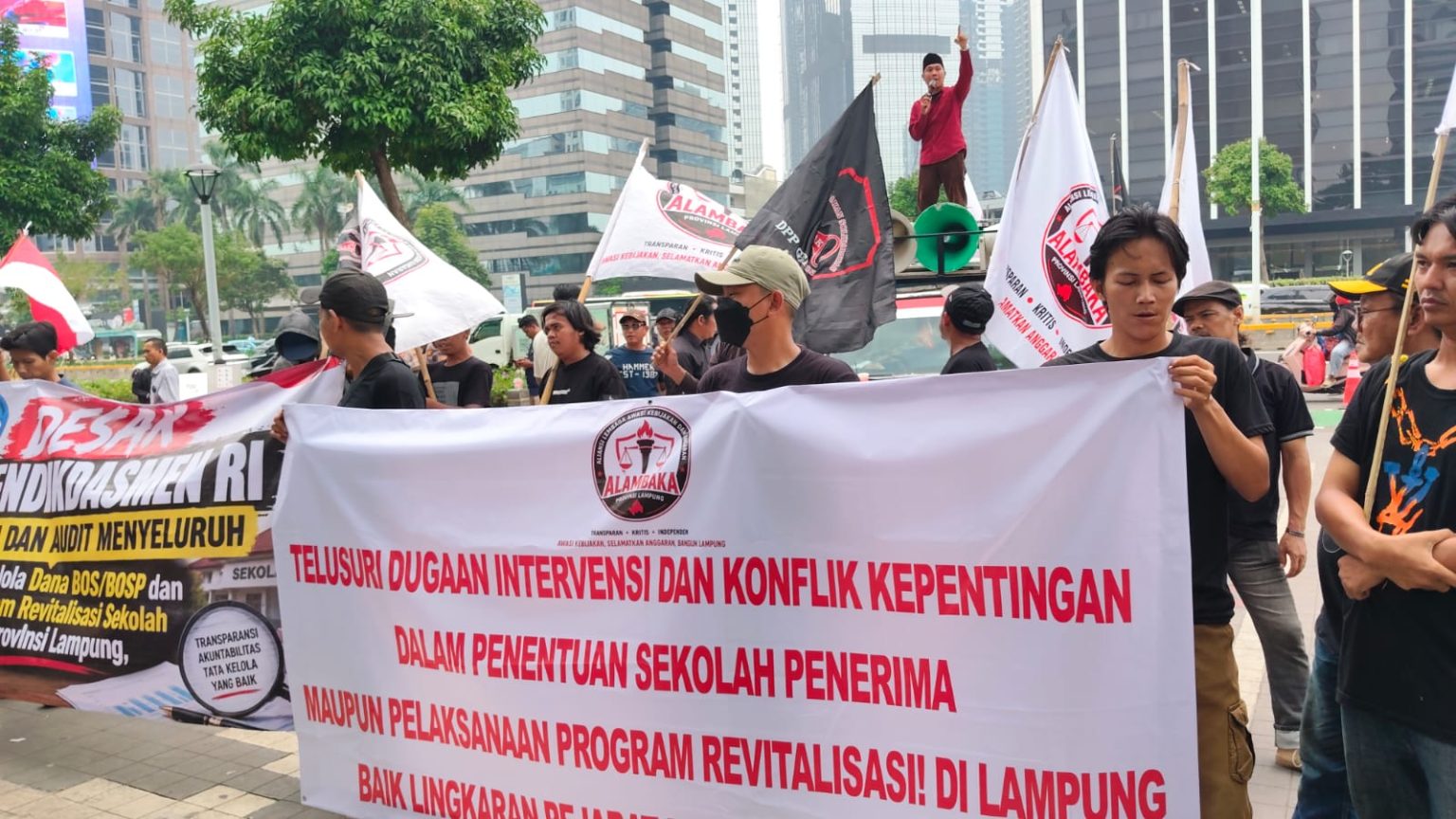 Dugaan Pungli Revitalisasi Sekolah di Lampung: Inspektorat RI Terunkan 12 Tim Investigasi, Kemendikdasmen Didesak Transparan