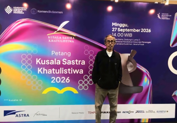 Membaca Perenungan Cinta dan Zaman dalam “Nusantara Amnesia” Karya Ari Pahala Hutabarat