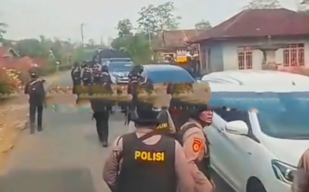 Polda Lampung Gerebek Sarang Narkoba di Jabung, 5 Orang Dikabarkan Diangkut Polisi!