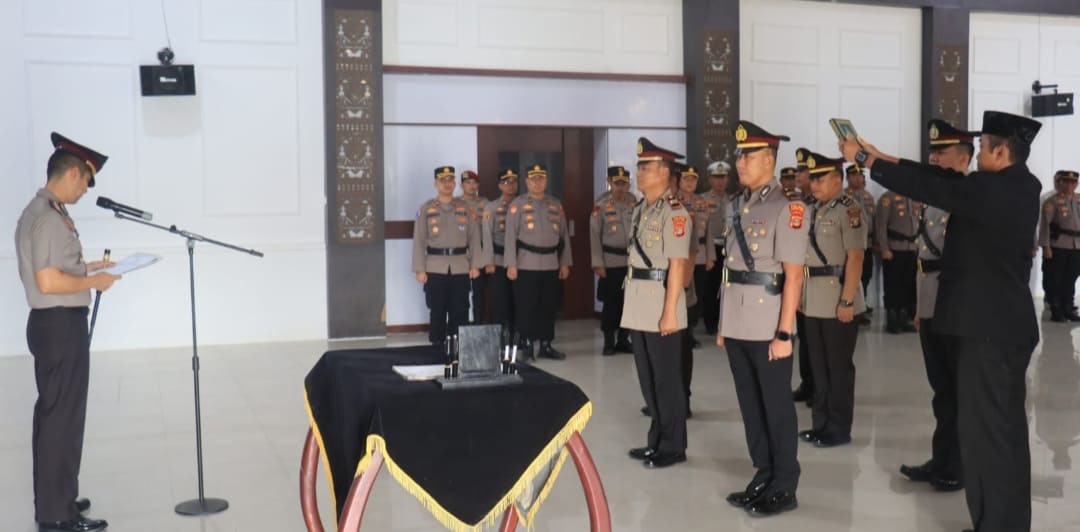 Empat Pejabat Polres Lampung Timur Berganti, Kapolres Minta Pelayanan Publik Ditingkatkan