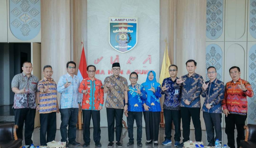Gubernur Lampung Siapkan Bantuan Alat Produksi untuk Desa Karang Pucung