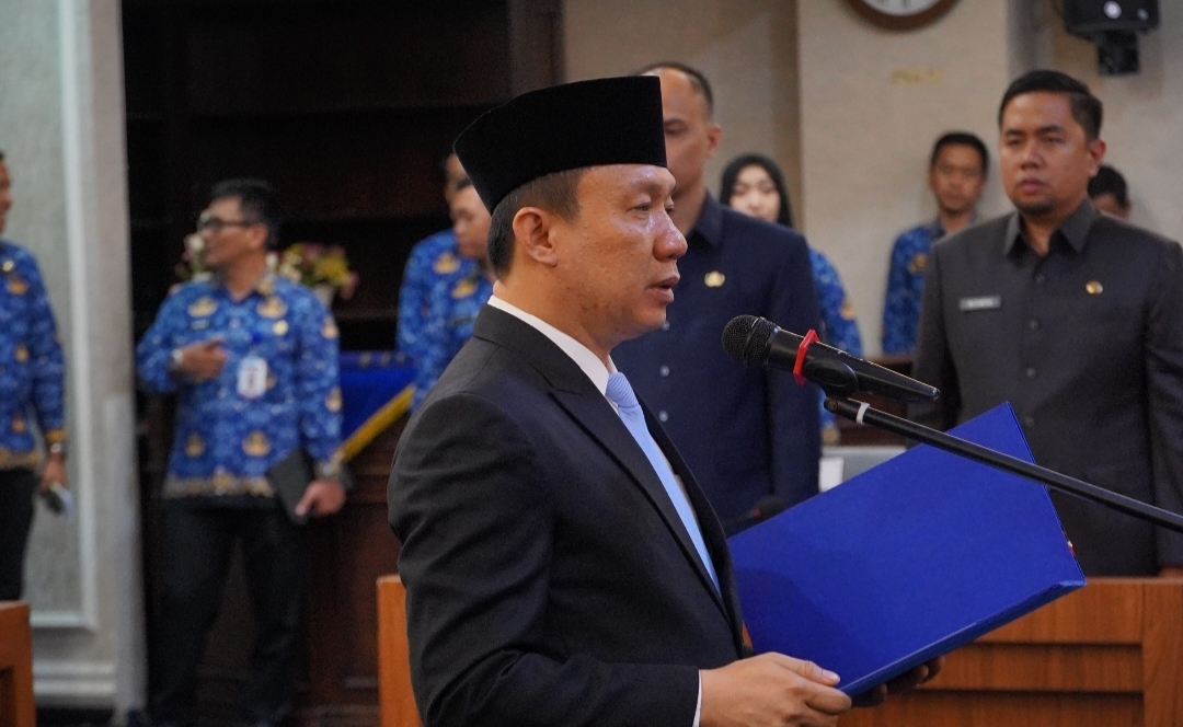 Lantik 13 Pejabat Administrator, Gubernur Lampung Tekankan Integritas dan Antikorupsi