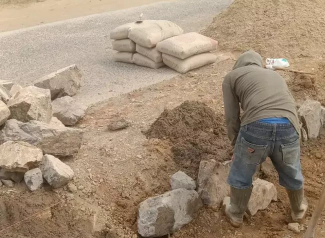 Diduga Kurangi Material dan Abaikan Pengawas, Proyek Jalan Bulukarto–Mataram senilai Rp7,4 Miliar Disorot