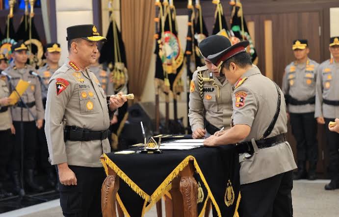 Kapolri Baru 7 Pati Naik Komjen, 14 Irjen, dan 2 Brigjen