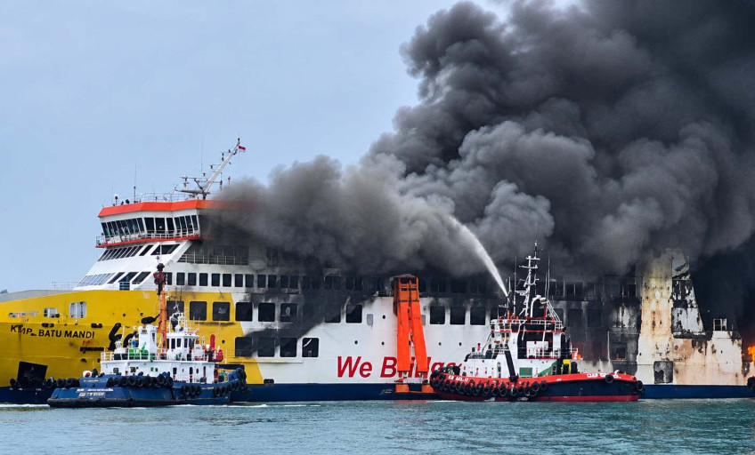 Usai Terbakar, KMP Batumandi Akhirnya Tenggelam di Alur Masuk Pelabuhan Merak