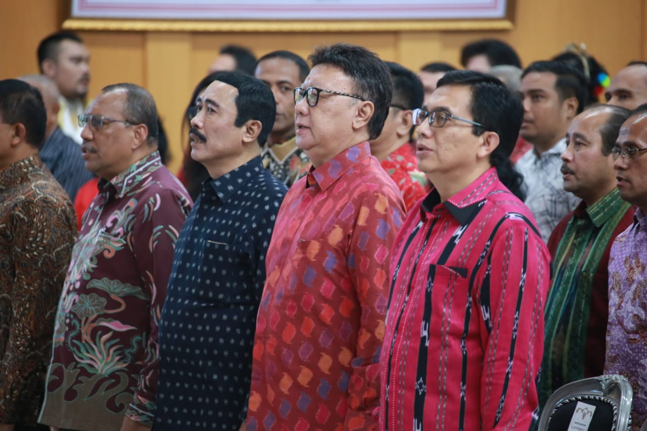 Mendagri Ajak Masyarakat Tebarkan Kedamaian