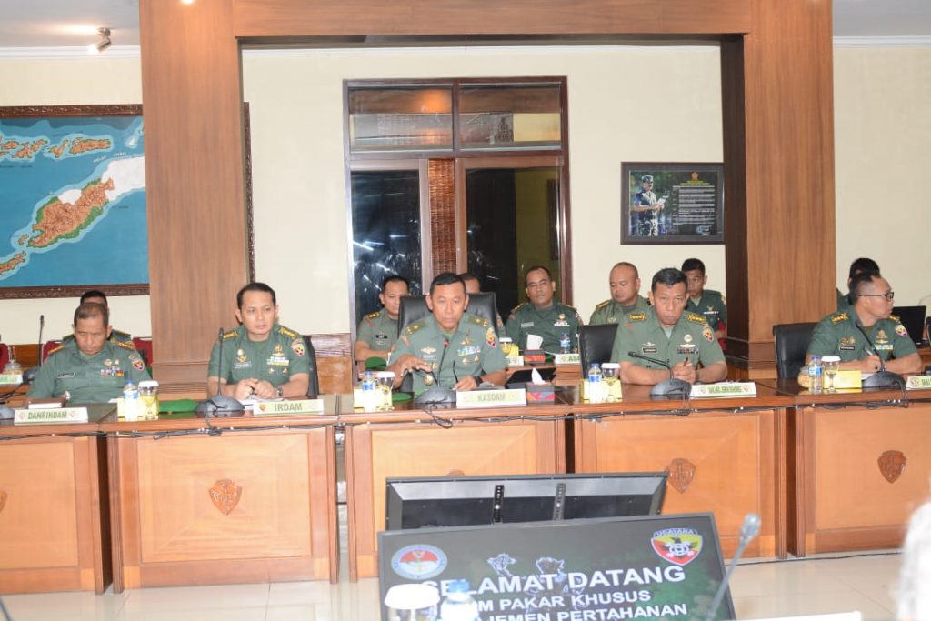 Kunjungi Kodam IX/Udayana, Tim Pakar Khusus Kementerian Pertahanan Sampaikan Tugas Pokok