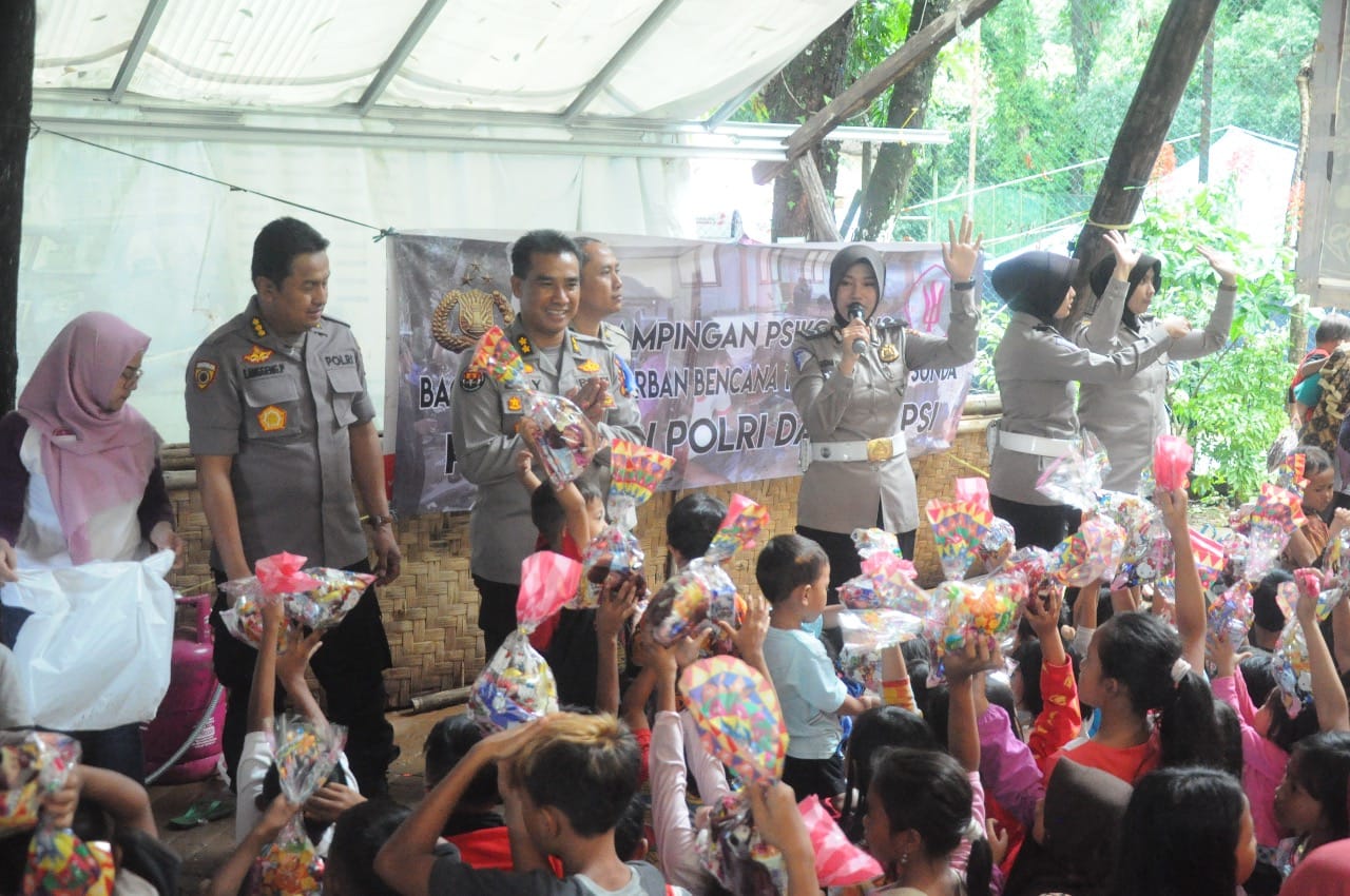 Polda Banten, Lakukan Kegiatan Pendampingan Psyologi Korban Tsunami