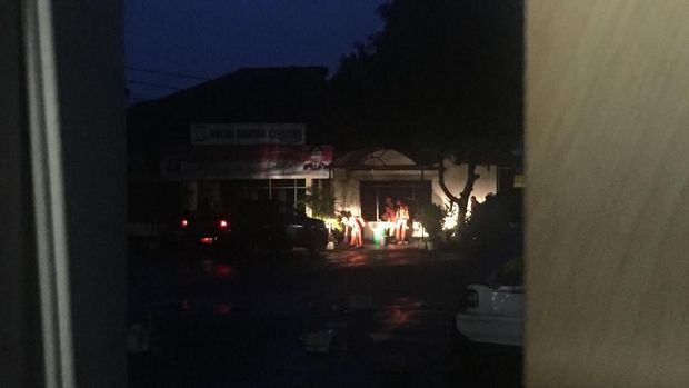 Pasca Perusakan, Polsek Ciracas Dijaga Ketat Aparat