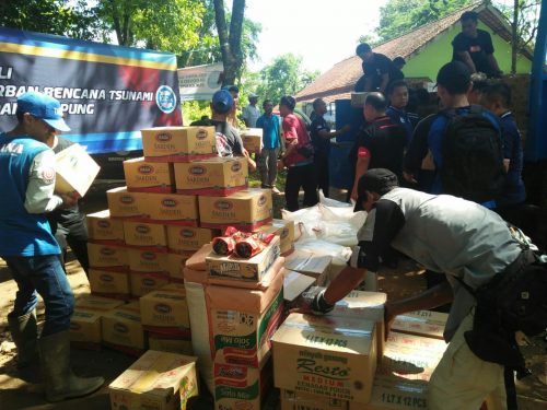 Kepala BNN Pimpin Bakti Sosial Bantu Korban Tsunami Banten