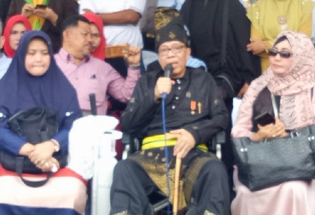 Syarwan Hamid Pulangkan Gelar Adat Melayu Riau Datuk Seri Lelanegara