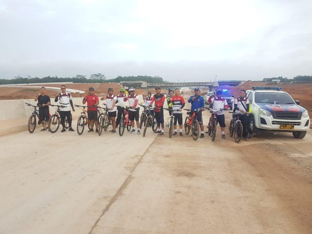 Kapolres Mesuji Patroli Sembari Bersepeda Santai