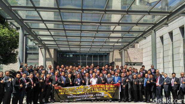 Calon Jenderal Polri, Sespimti KKLN di Negeri China