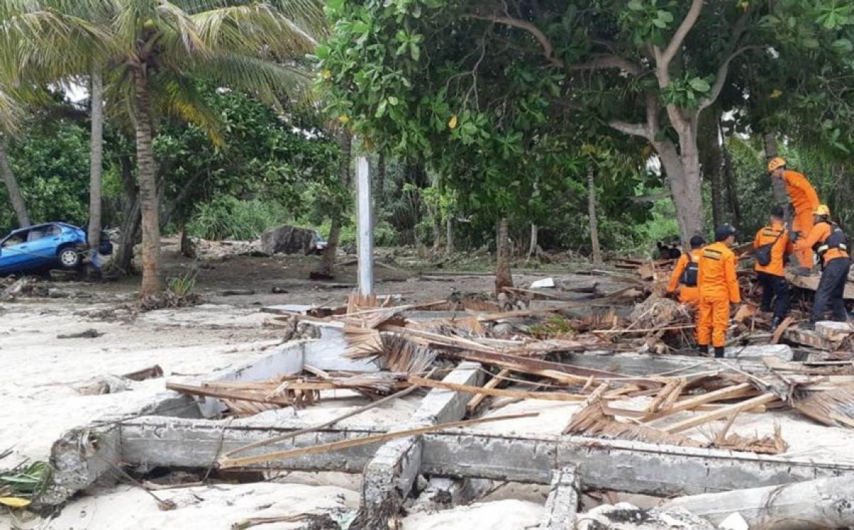 Dua Pengunjung Alau-Alau Resort Kalianda Ditemukan Tewas Tersapu Gelombang Tsunami