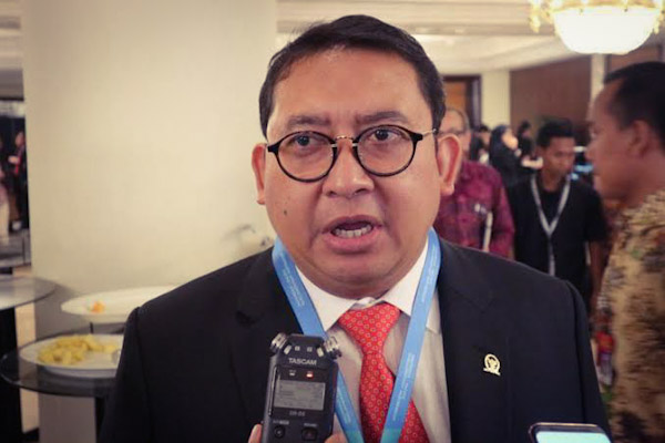 Fadli Zon Sebut Mobil Esemka Monumen Kebohongan Nasional