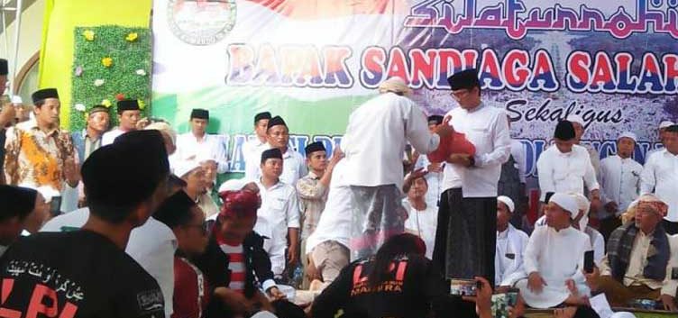 Sandiaga Uno Kunjungi Ponpes Darul Amin di Dusun Pandiyengan Jatim