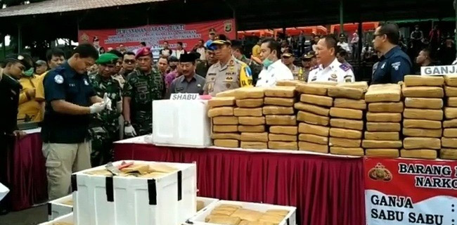 Polda Lampung Sita 223 Senjata dan 696 Kg Narkoba dalam Sebulan