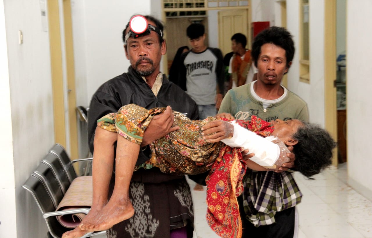 Para Pengungsi dan Korban Tsunami Tanjung Lesung Apresiasi Aksi Cepat Tanggap Dari Tim Jababeka