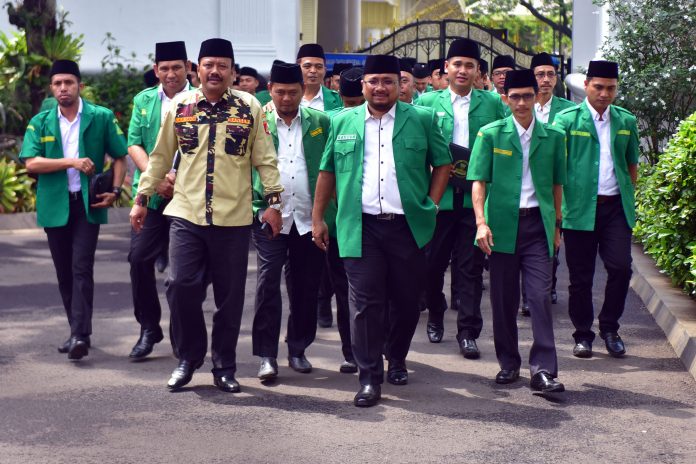 Bertemu Jokowi, GP Ansor Laporkan Kelompok Radikal yang Terkonsolidasi Jelang Pilpres