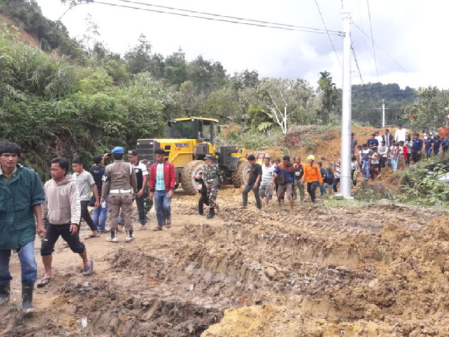 Tobasa Diterjang Longsor, 8 Warga Tewas Tertimbun
