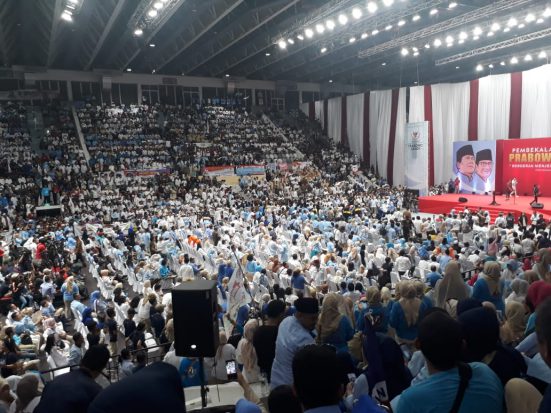 Ribuan Masa Hadiri Acara Pembekalan Nasional Relawan Prabowo-Sandi
