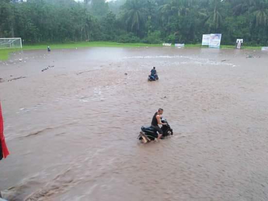 Air Bah Sapu Galora Puabu Saat Laga Penyisihan Porprov Sumbar
