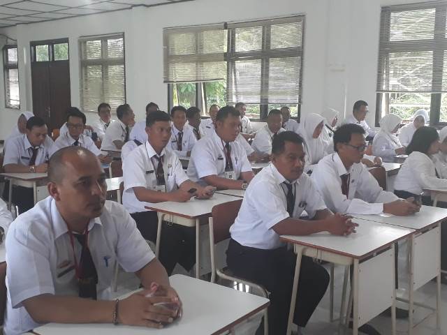 Diklatpim IV Angkatan XVIII 2018 Ditutup, Parosil Harapkan ASN Inovatif dan Kreatif Untuk Membangun Lampung Barat