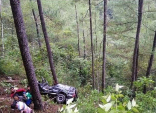 Mobil Keluarga Wabup Aceh Tamiang Masuk Jurang, Tiga Orang Meninggal