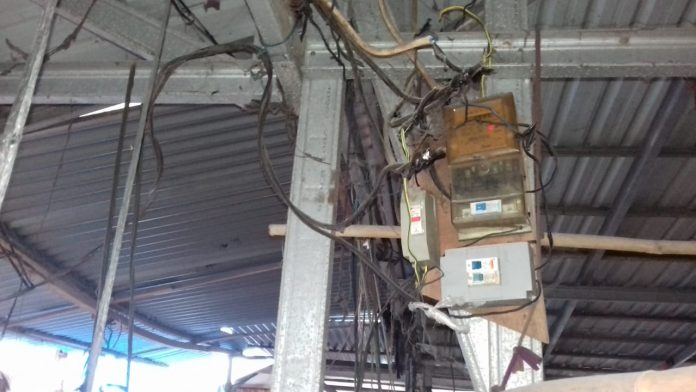 Pedagang Pasar Daya Murni Keluhkan Mahalnya Tarif Listrik