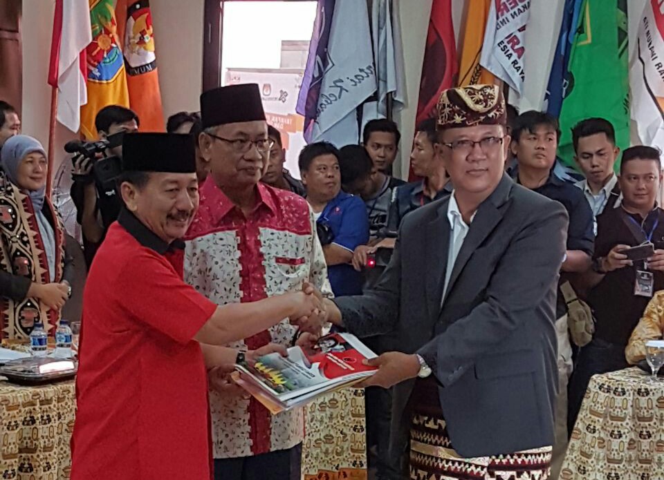 Herman HN-Sutono Daftar Kedua di KPU Lampung