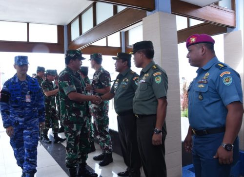 Panglima TNI Melaksanakan Kunjungan Kerja ke Bandung