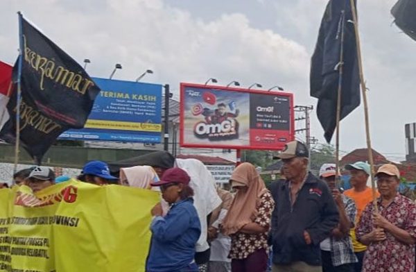 Massa Kramat Minta KPK Beri Kepastian Hukum Nunik?