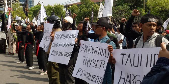 Meredam Perpecahan Umat Akibat Pembakaran Bendera Tauhid