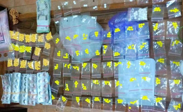 Polisi Amankan Ratusan Butir Pil Koplo dari Tiga Pengedar