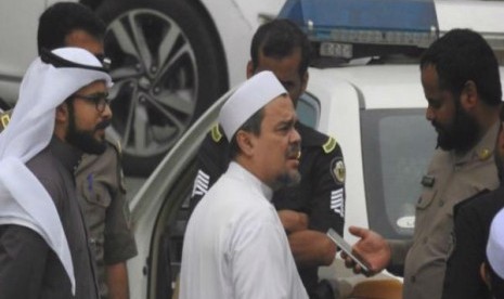 Pengacara Luruskan Isu Rizieq Shihab Ditahan Polisi Saudi