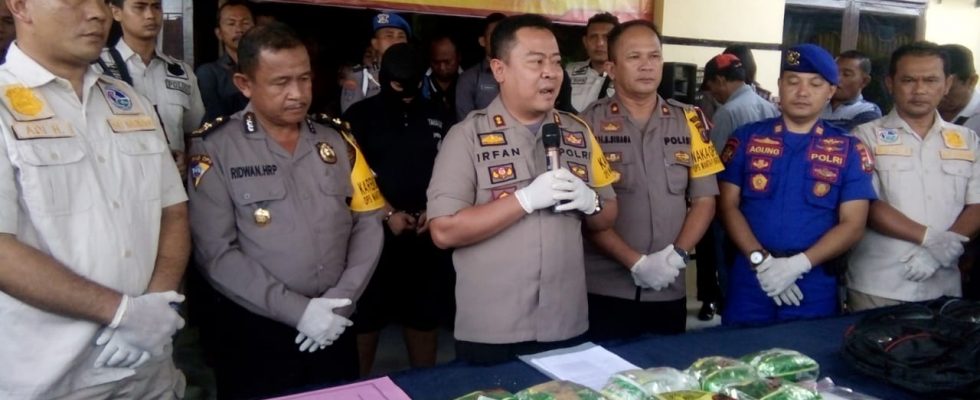 Polisi Amankan 15kg Sabu dari Oknum Polri