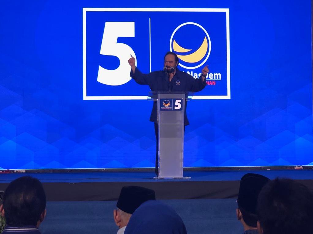 Jelang Pileg, Surya Paloh Kumpulkan Ribuan Kader Nasdem di Jember