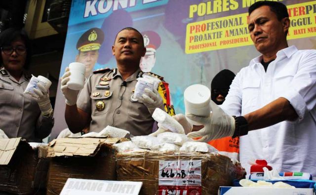 Polres Malang Ungkap Pengiriman Obat Terlarang