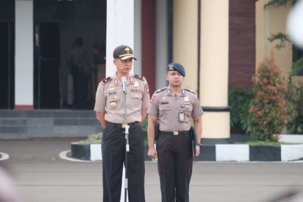 Waka Polda Banten Tomex Korniawan Pimpin  Apel Pagi Mapolda