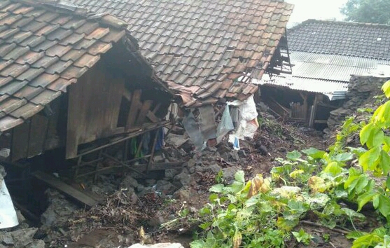 Longsor dan Banjir Bandang Terjang Kabupaten Mojokerto