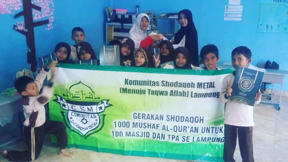 Komunitas METAL Lampung Telah Mendistribusikan Wakaf Mushaf Al-Quran ke 15 Pondok Pesantren