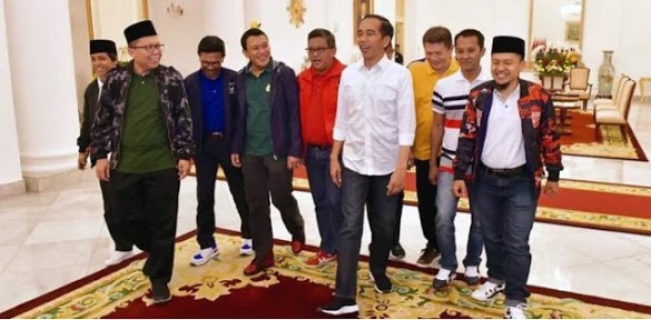 Politik Genderuwo Bukan Untuk Prabowo-Sandi Tapi Untuk Lingkaran Jokowi