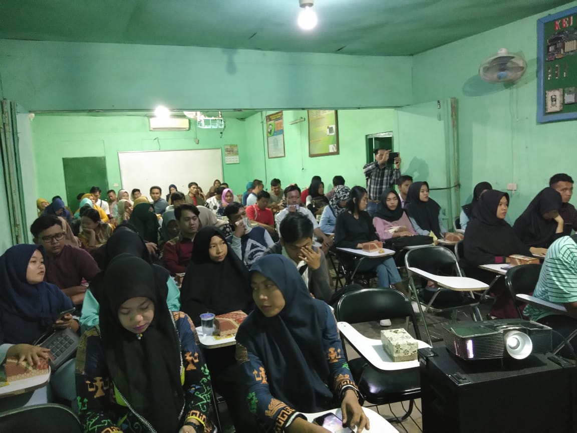 Wujudkan Pemilu 2019 Adil dan Bermartabat, KPU Lampura Sosialisasi Pemilih Pemula